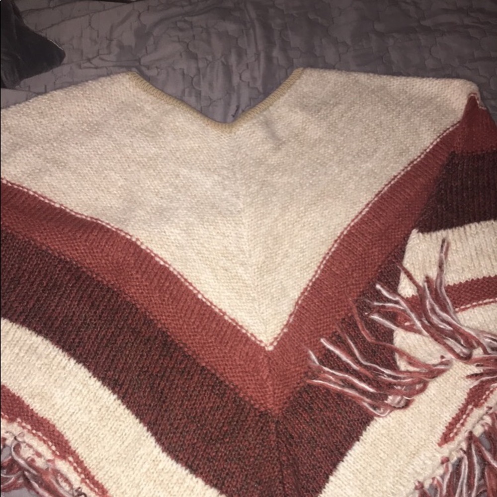 Women’s poncho